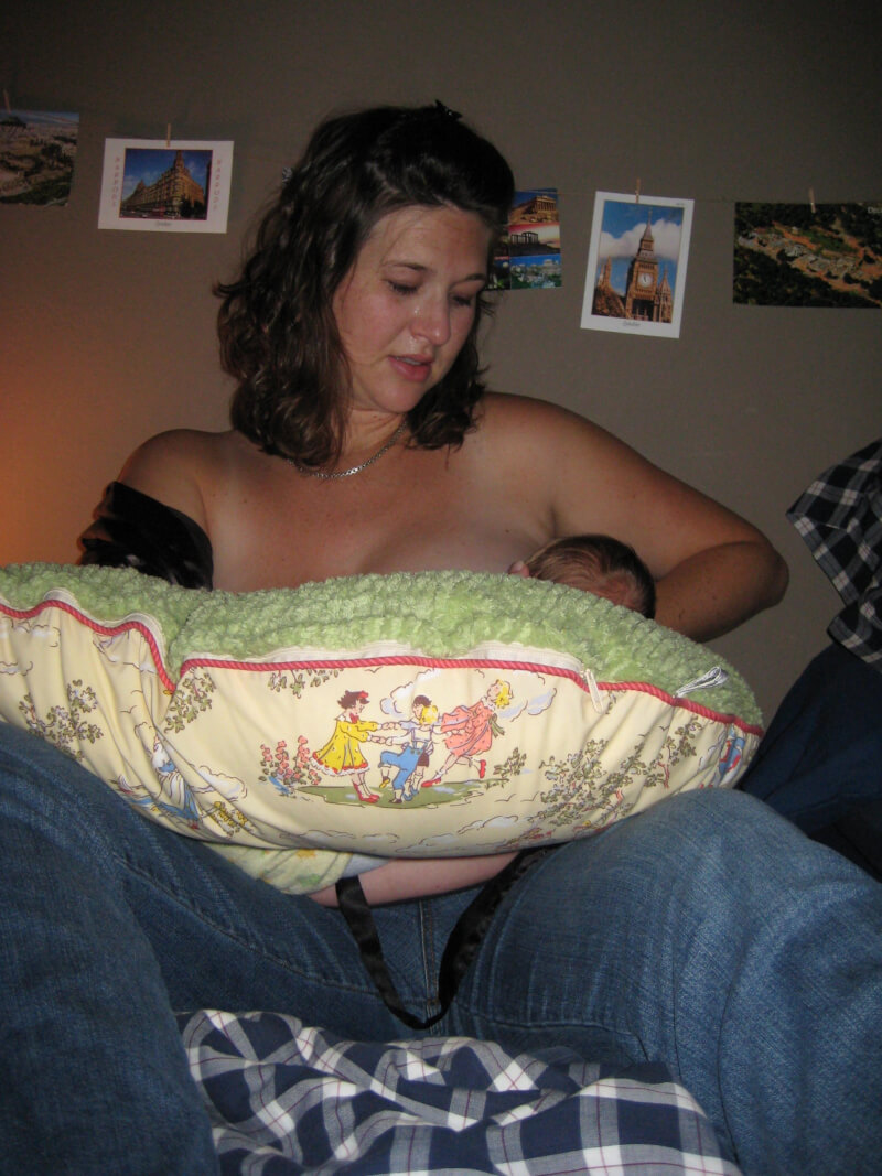 Breastfeeding my daughter on her boppy pillow, footall hold, cross hold, nothing worked for us. I would cry through each feeding with her. It was awful. Until one day. Here's how I finally got the courage to stop breastfeeding my newborn. www.coffeeandcarpool.com