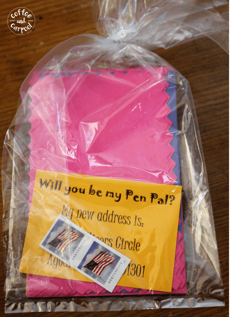 If you're planning a big move with kids, pen pal bags help say good-bye to old friends a little easier. #movingwithfriends #movewithfriends #moving