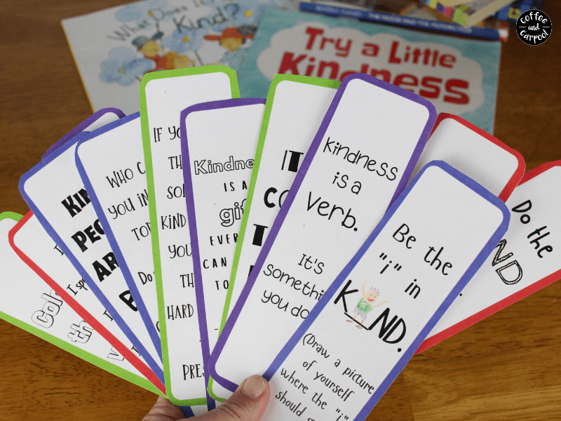 These kindness bookmarks will encourage kids to be kind while reading kindness books and books with characters who aren't so kind. These kindness bookmakrs for kids are interactive and great for classrooms, school libraries, public libraries and for families #kindnessbookmarks #kindnessbookmarksforkids #kindnessactivitiesforkids #kindnessactivities #booksmarksforschoollibrarians