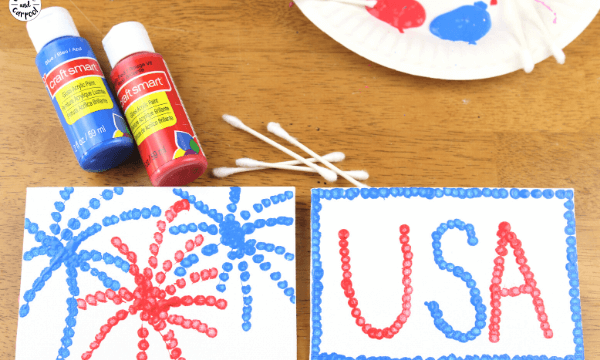 This patriotic art project for kids is a great way to celebrate the 4th of July. The fireworks 4th of July craft projects for kids to make and the USA Patriotric craft for kids to make is a fun summer craft project #summercraft #patriotriccraft #patrioticart #4thofJulycraft #4thofJulyartproject