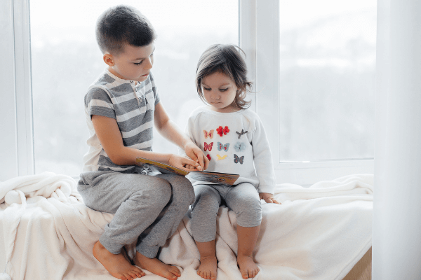 Help kids understand why kindenss is important with these 6 kid-friendly reasons. Once they understand why they will be more willing to act with kindness more often.