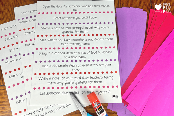 Use this countdown calendar to Valentine's Day as you spread kindness each day with these simple acts of kindness. 